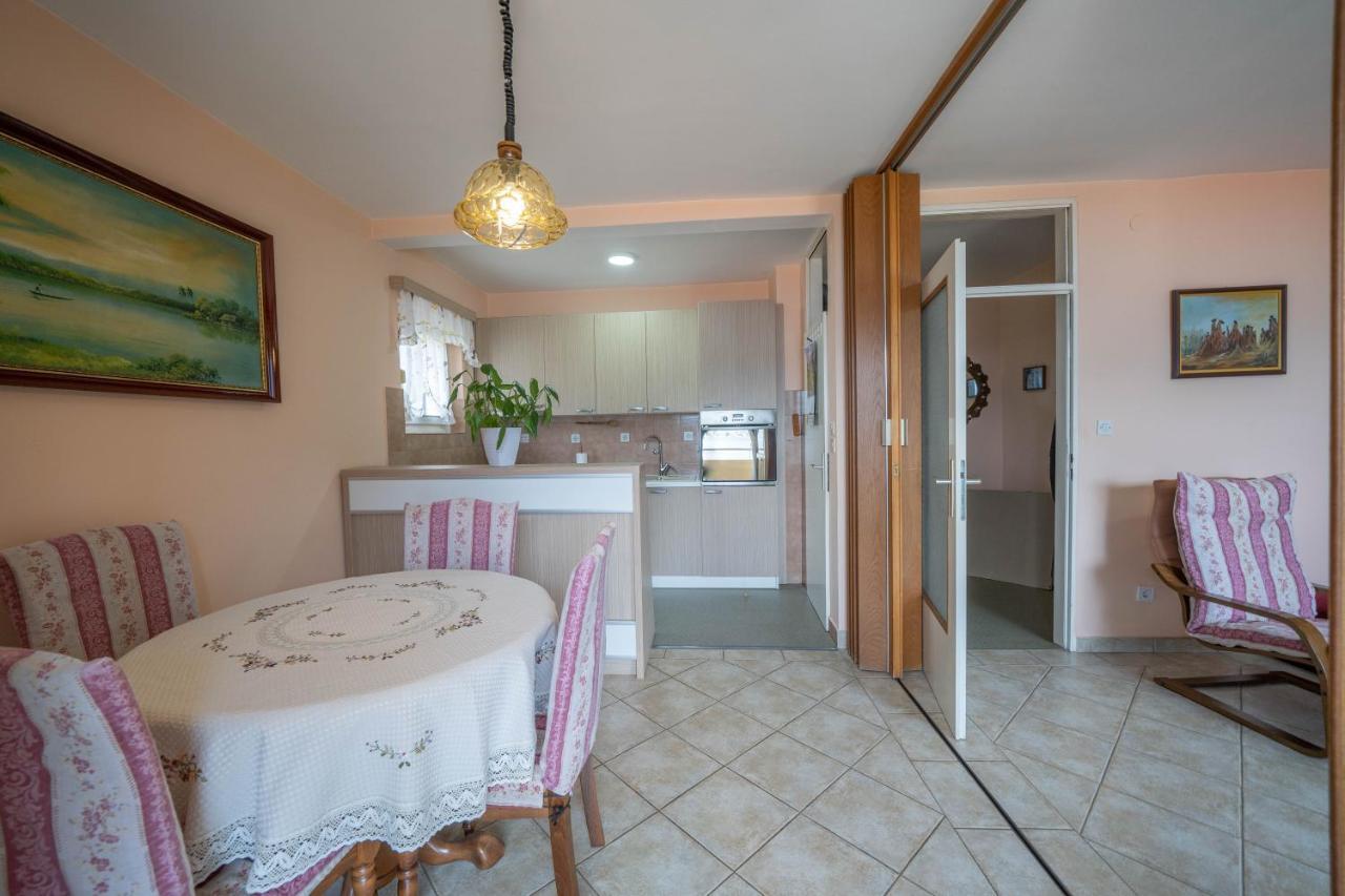 Seaside Serenity: 2-Bedroom Apartment With Boka Bay View Kotor Zewnętrze zdjęcie